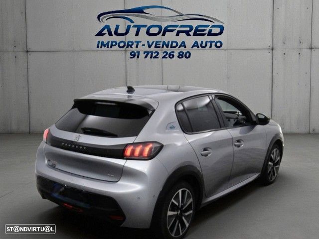 Peugeot e-208 GT - 3