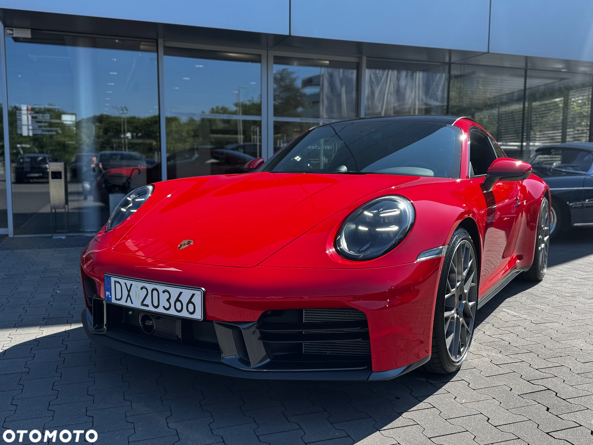 Porsche 911 Carrera - 2