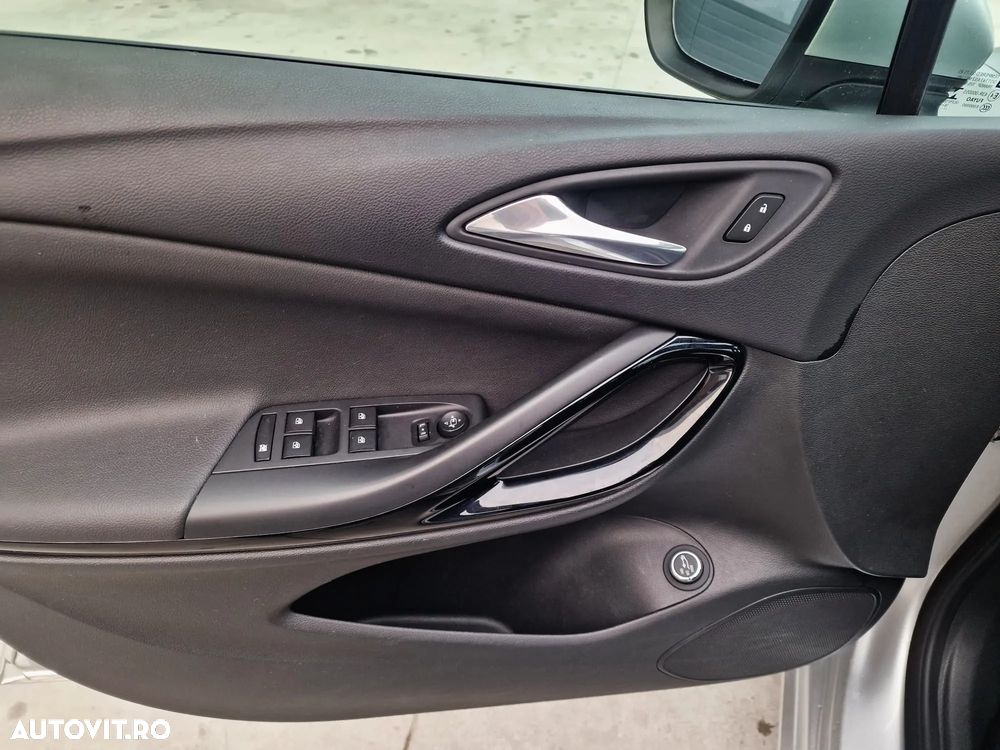 Opel Astra Sports Tourer 1.6 CDTI ECOTEC ECOFlex Start/Stop Cosmo - 34