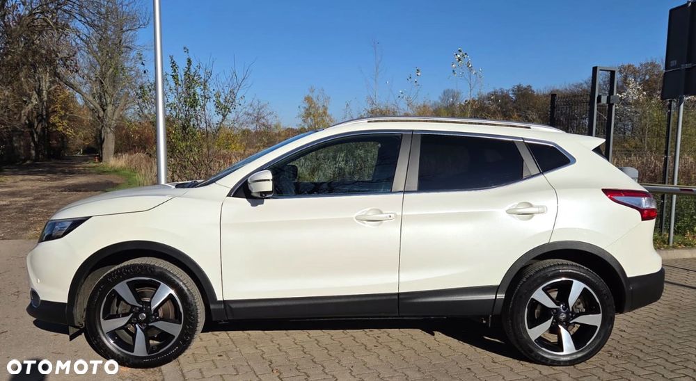 Nissan Qashqai 1.6 DIG-T N-Connecta - 19