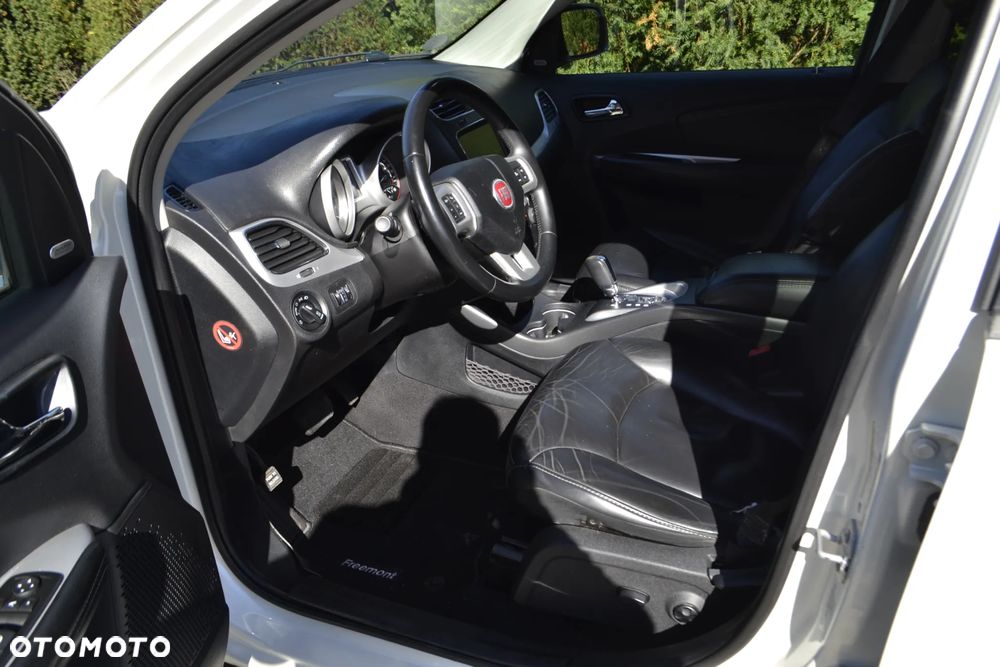 Fiat Freemont 2.0 Multijet Black Code AWD - 14