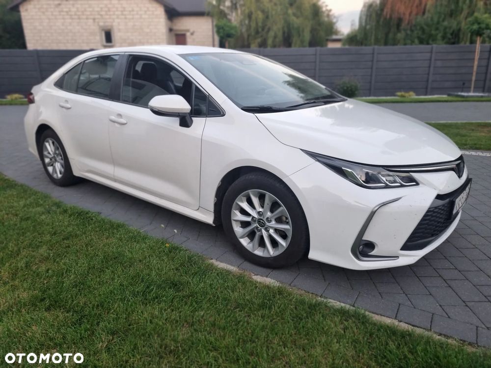 Toyota Corolla 1.8 Hybrid Comfort - 36