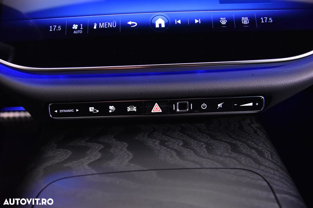Mercedes-Benz E 300e 4Matic 9G-TRONIC Edition AMG Line - 17