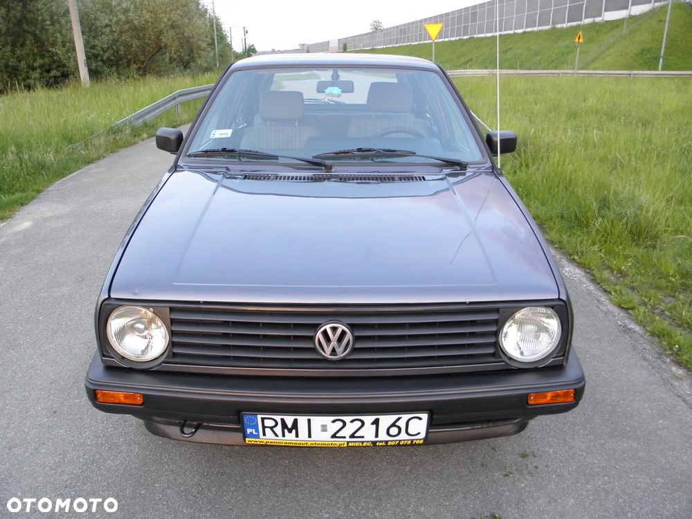 Volkswagen Golf 1.6 CL - 20