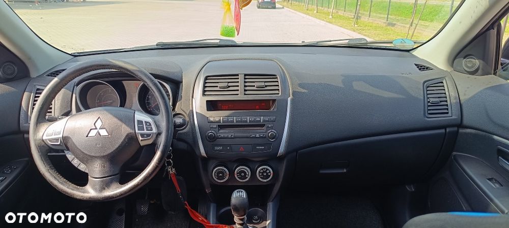 Mitsubishi ASX - 5