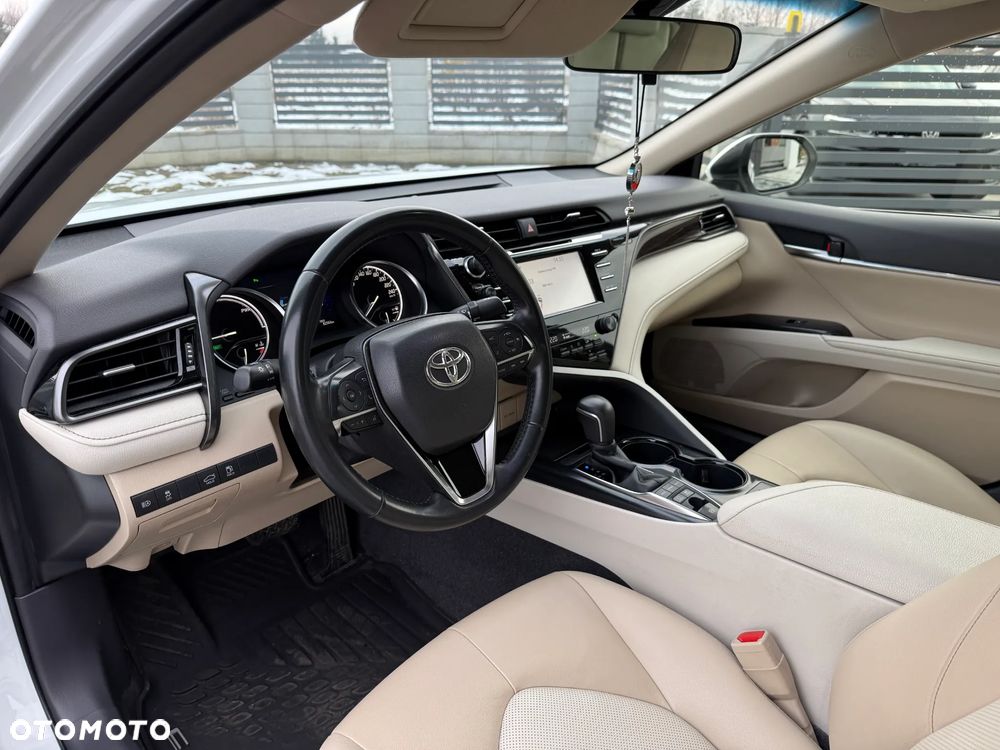 Toyota Camry 2.5 Hybrid Prestige CVT - 13