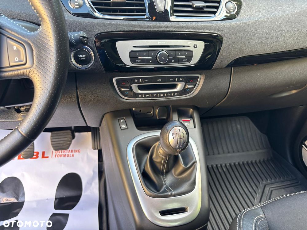 Renault Scenic Energy dCi 110 S&S Bose Edition - 17