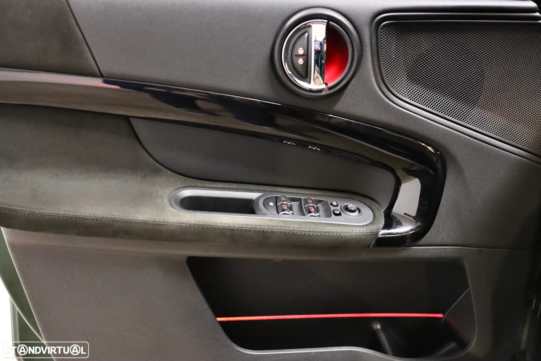 MINI Countryman Cooper SD Auto Desportiva - 7