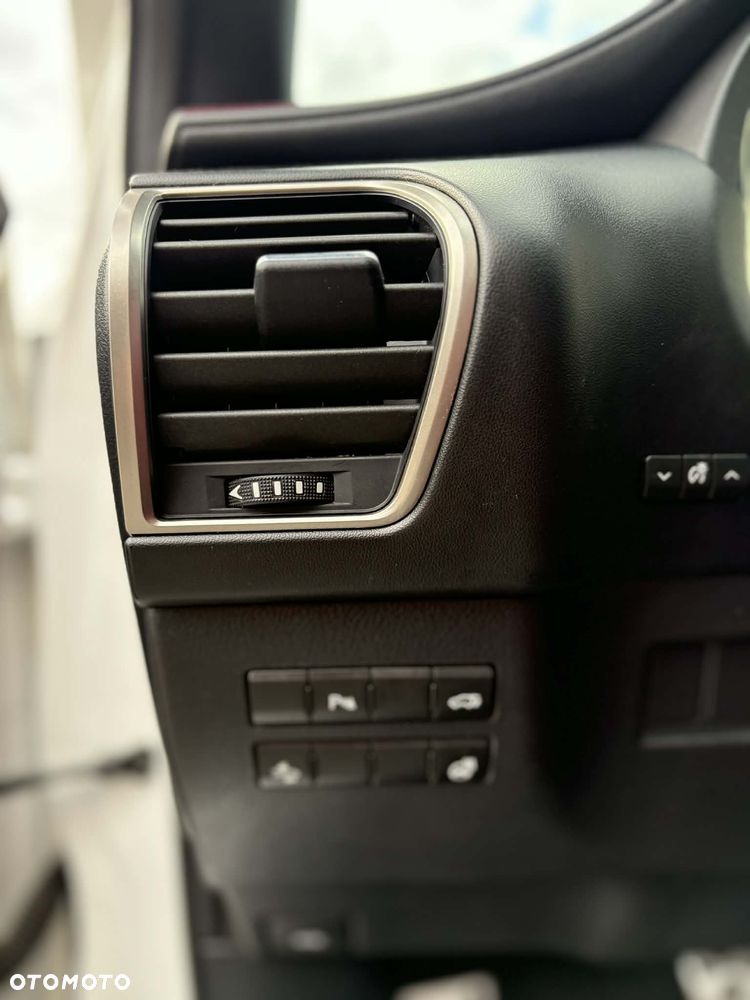 Lexus NX 300h F Sport AWD - 17