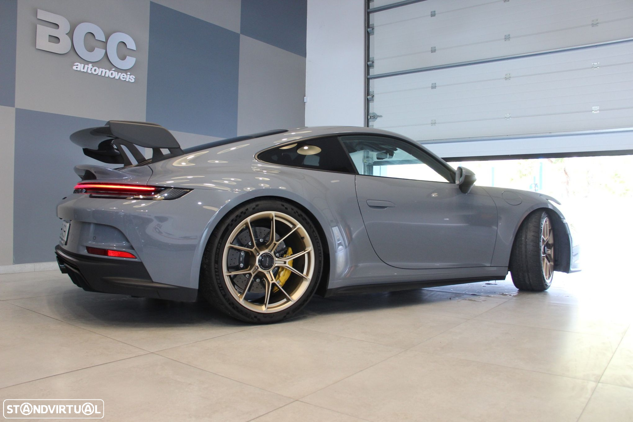 Porsche 911 (992) - 8