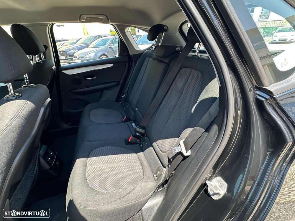 BMW 225xe Active Tourer Advantage - 11