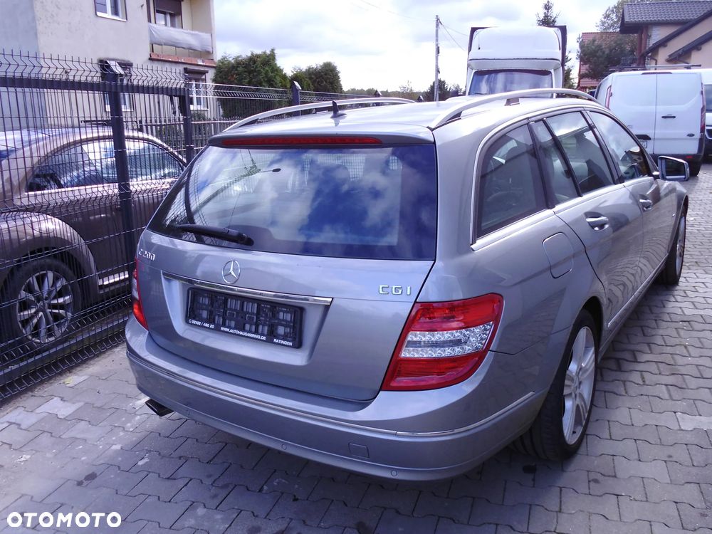 Mercedes-Benz Klasa C 200 T (BlueEFFICIENCY) 7G-TRONIC Avantgarde - 6