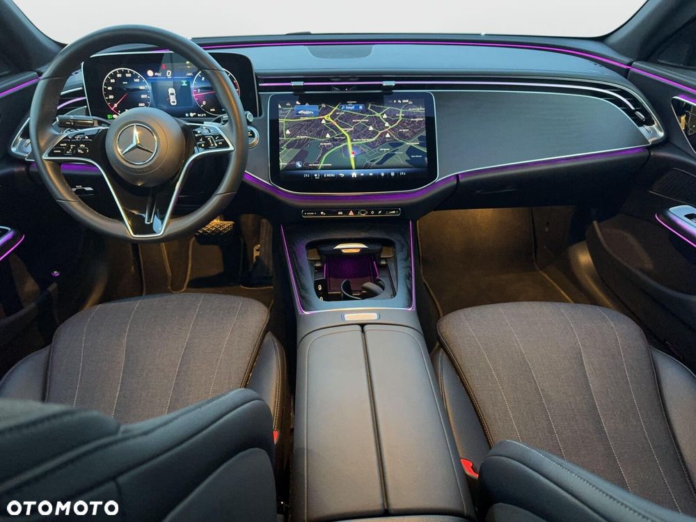 Mercedes-Benz Klasa E - 24