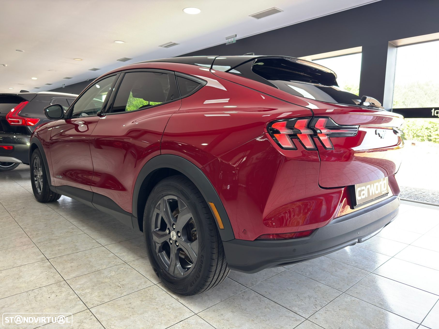 Ford Mustang - 6