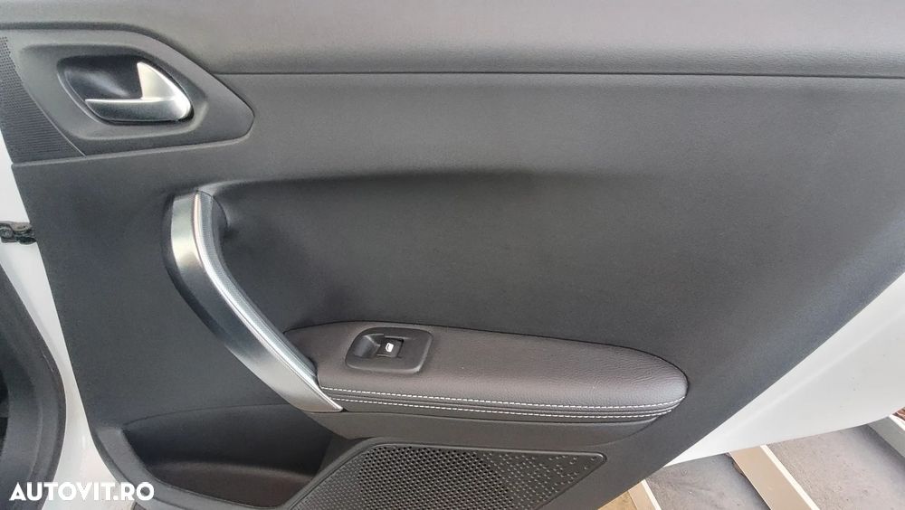 Peugeot 2008 BlueHDi FAP 120 STOP & START Allure - 30