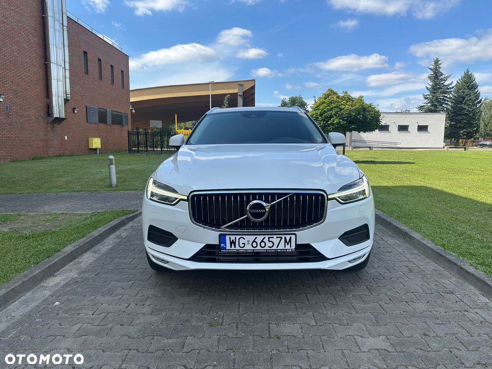 Volvo XC 60 T5 AWD Momentum - 3