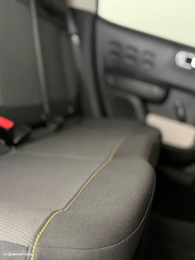 Citroën C3 1.2 PureTech Shine - 10