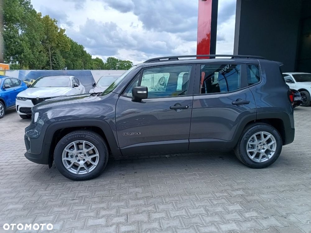 Jeep Renegade 1.5 T4 mHEV Altitude FWD S&S DCT - 11