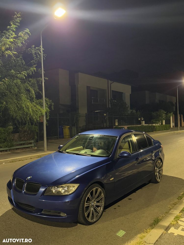 BMW Seria 3 320d - 4