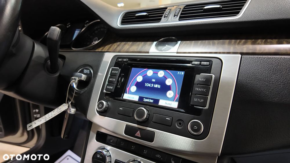 Volkswagen Passat 3.6 V6 4Motion DSG Exclusive - 28