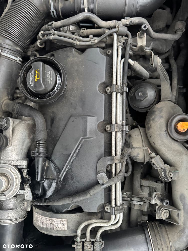 Volkswagen Passat 1.9 TDI Trendline - 12