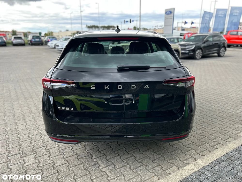 Skoda Superb 2.0 TDI SCR Essence DSG - 6
