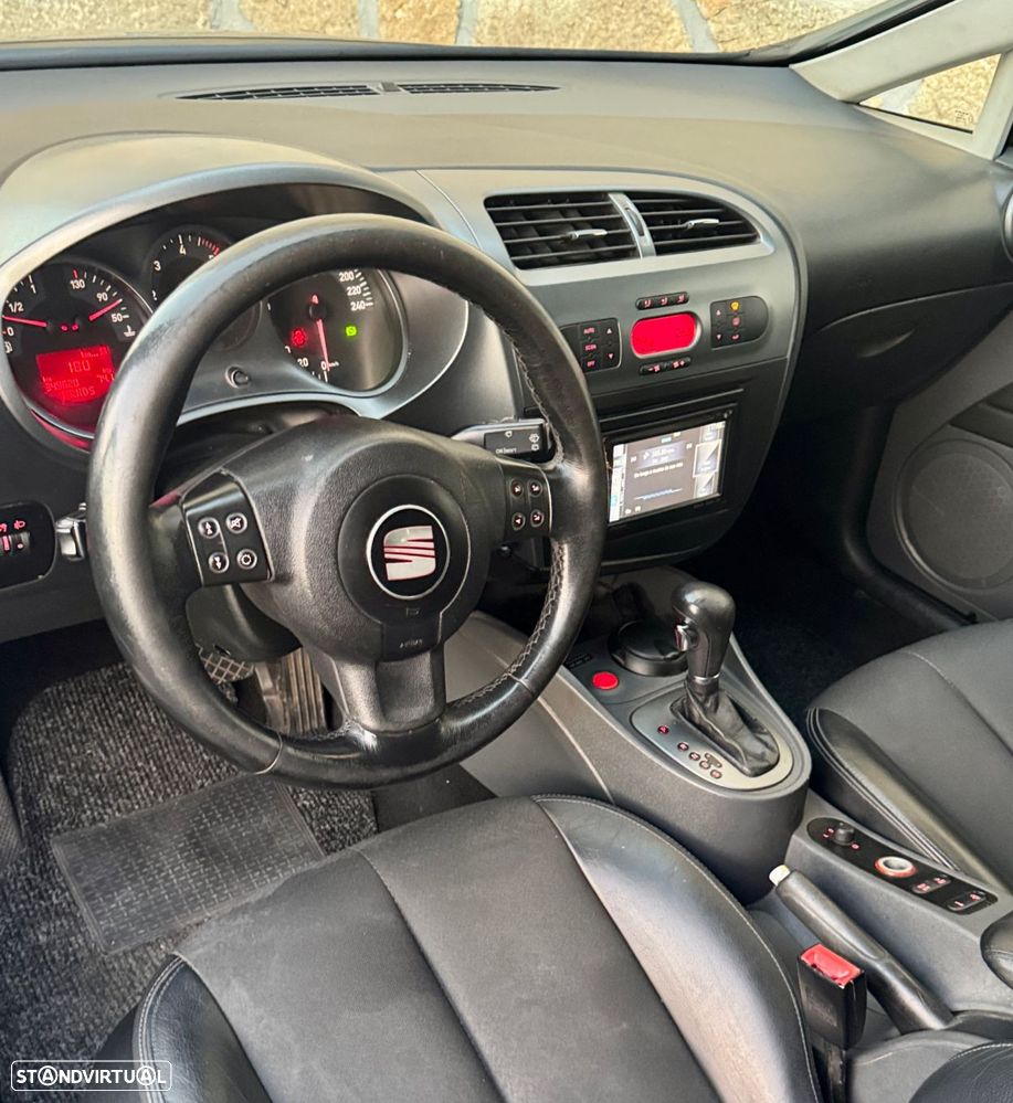 SEAT Leon 2.0 TDI Sport Up DSG - 4