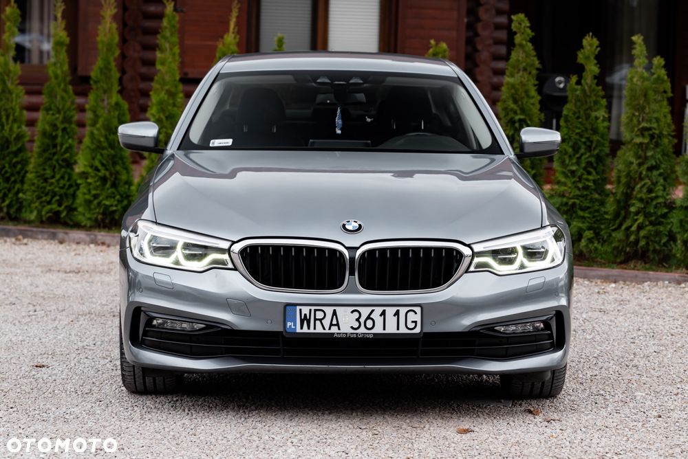 BMW Seria 5 520d xDrive Sport Line sport - 7