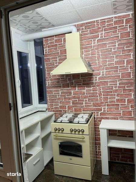 Inchiriere apartament 4 camere — fotografia 1