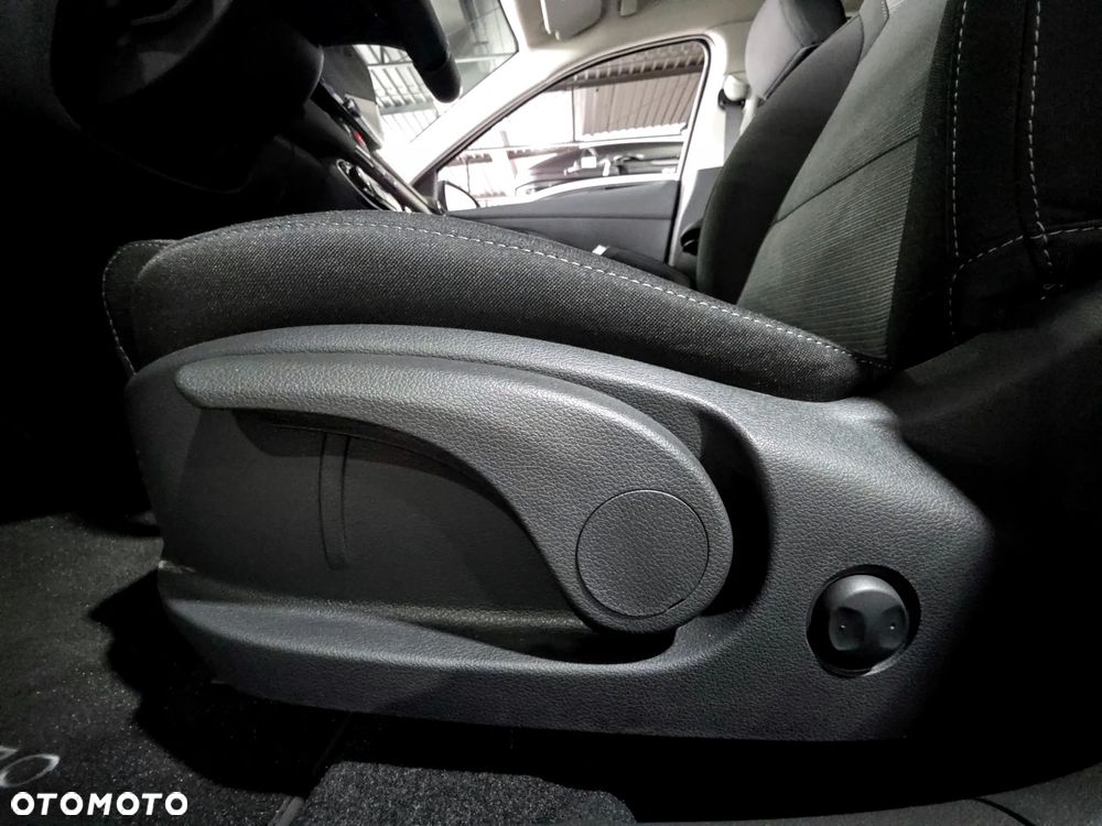 Hyundai i30 1.5 DPI Pure - 14