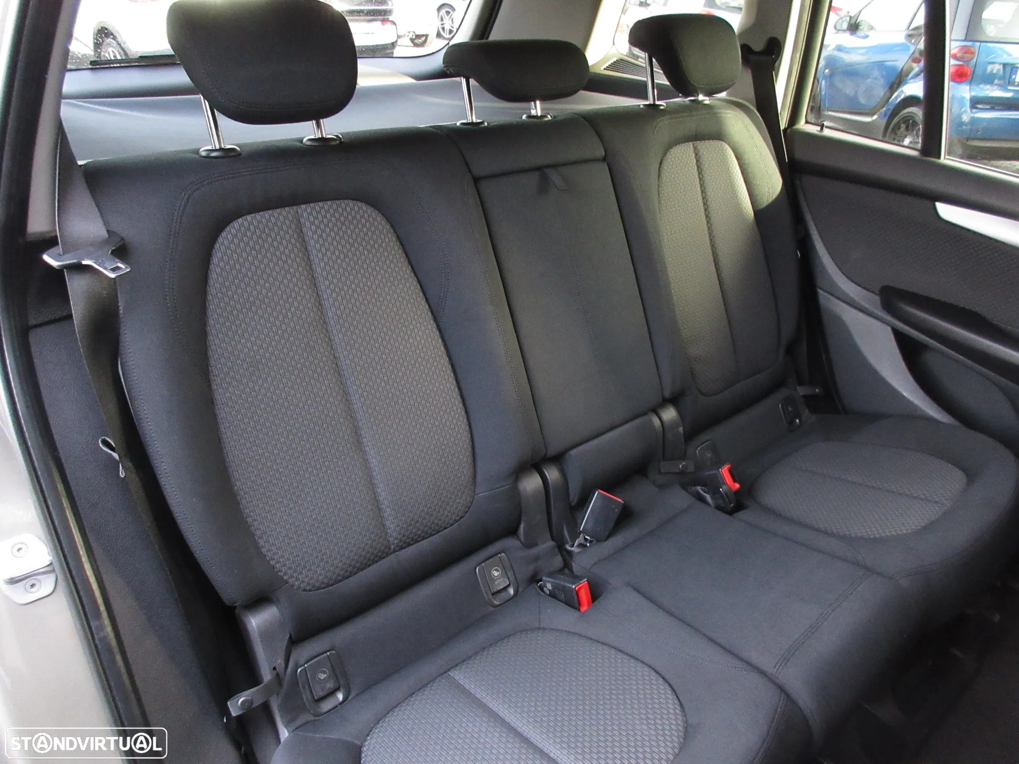 BMW 216 Gran Tourer d Advantage Auto - 40