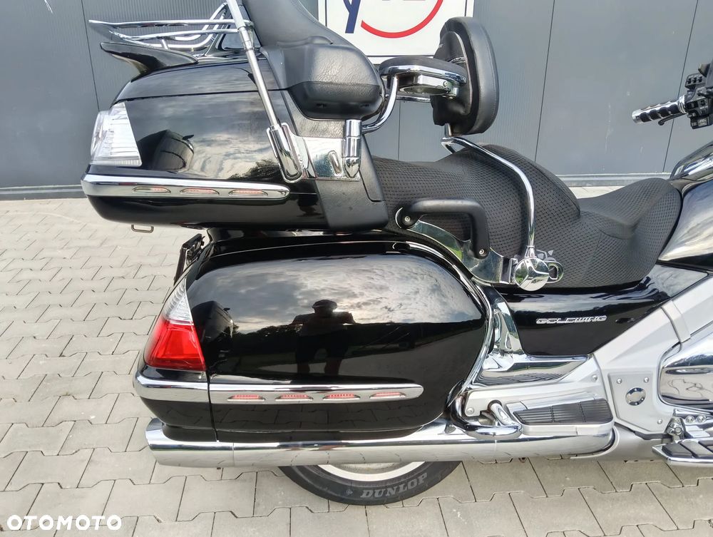 Honda GL - 12