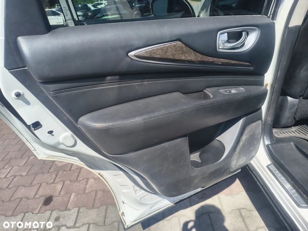 Infiniti QX60 - 20