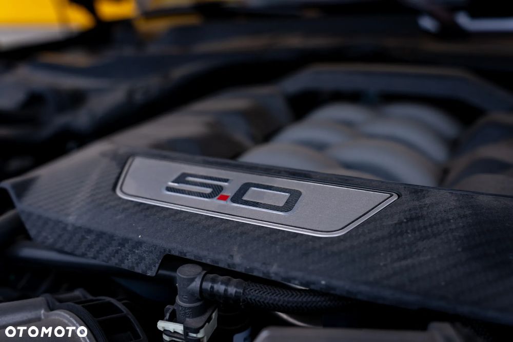 Ford Mustang 5.0 V8 GT - 14
