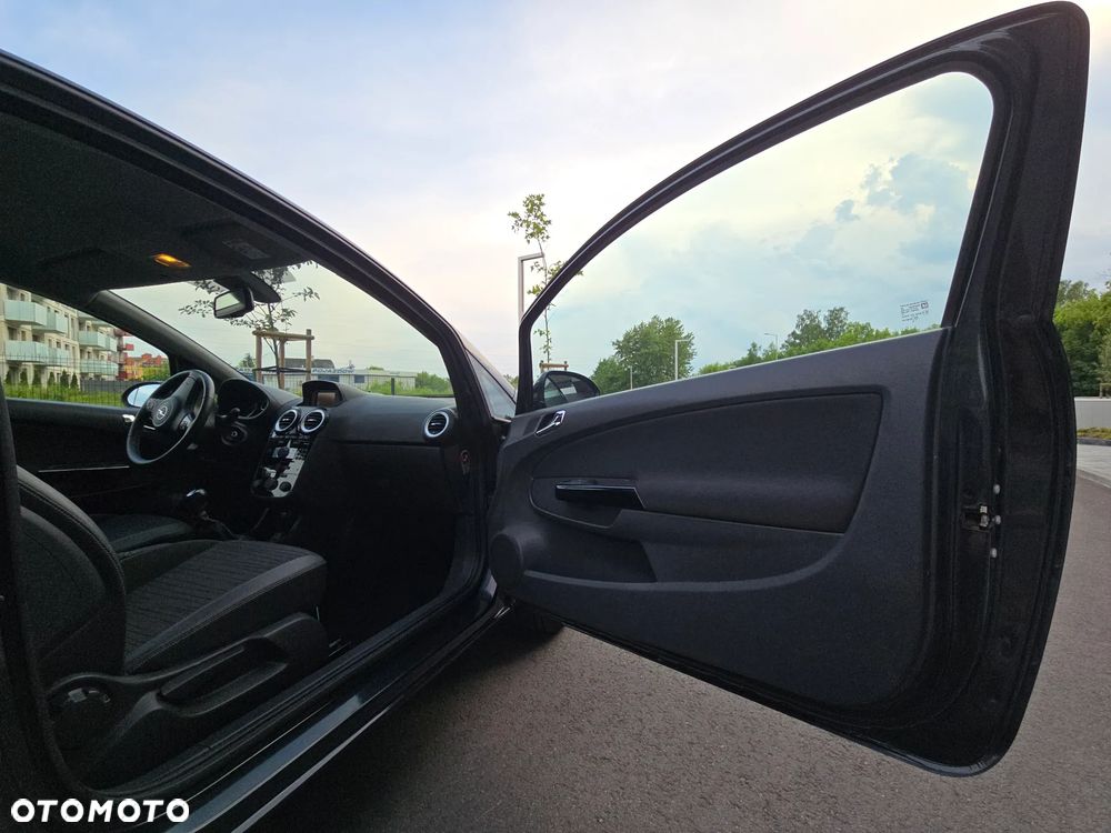 Opel Corsa 1.4 16V Energy - 17