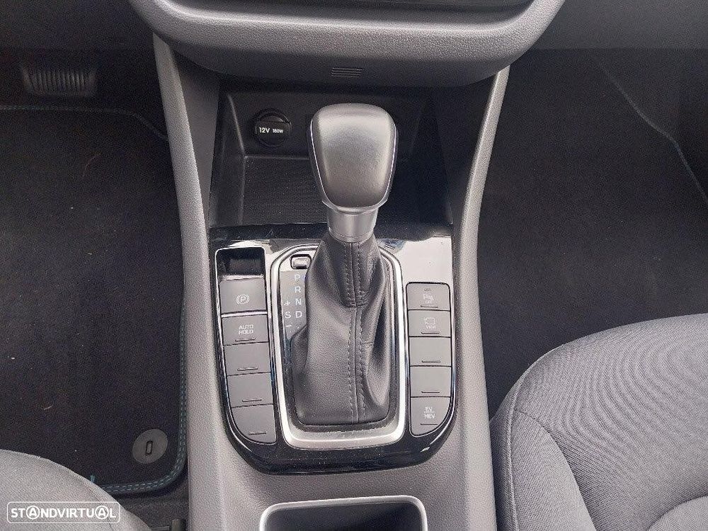 Hyundai Ioniq 1.6 GDI PHEV - 18