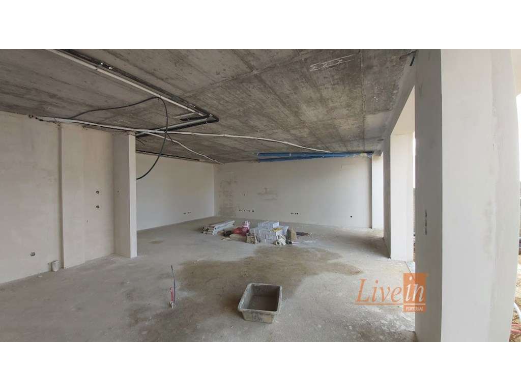 Moradia T4 Nova com Piscina e Jardim em Condomínio Privado em Mafra - Grande imagem: 5/38