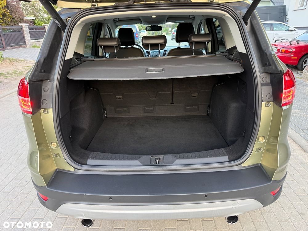 Ford Kuga 1.6 EcoBoost 2x4 Titanium - 30