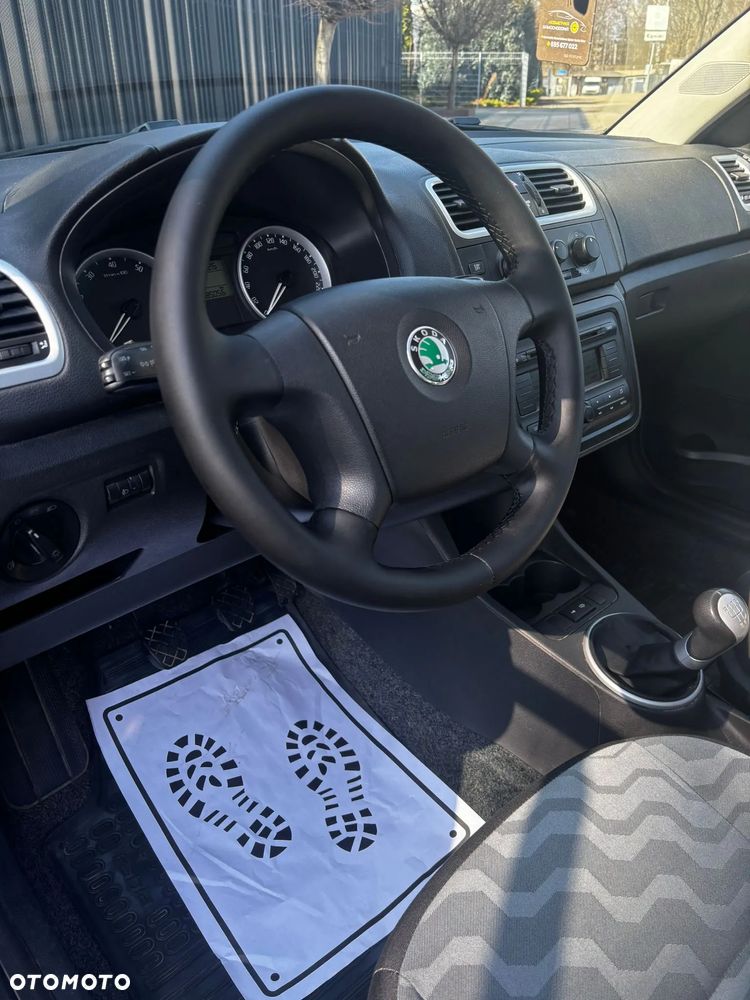 Skoda Fabia - 4
