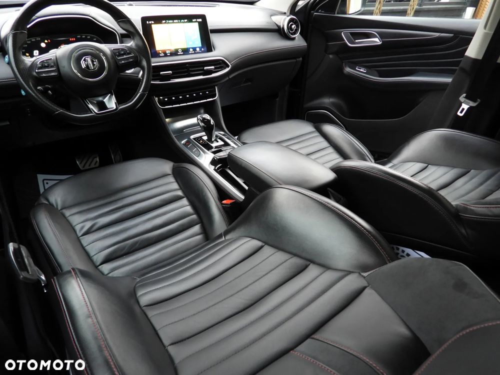 MG EHS Luxury - 28