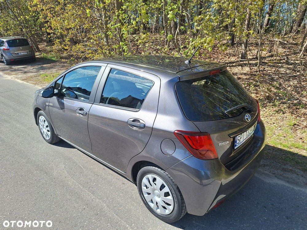Toyota Yaris - 35