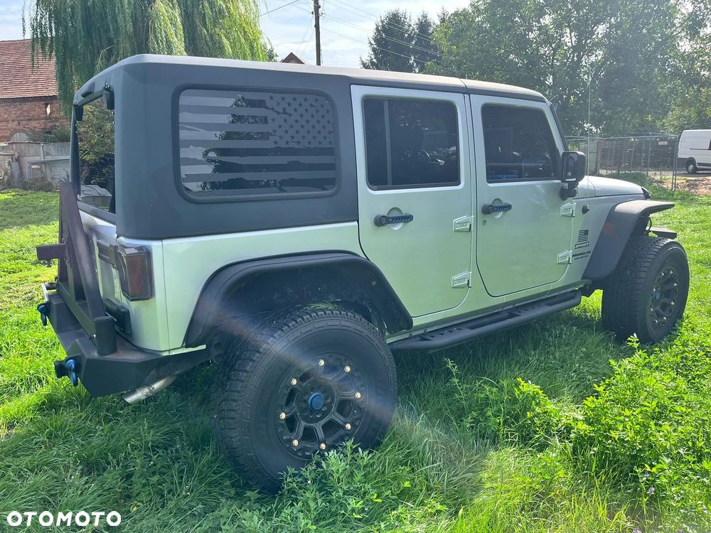 Jeep Wrangler Unlimited 3.8 Automatik Sahara - 5