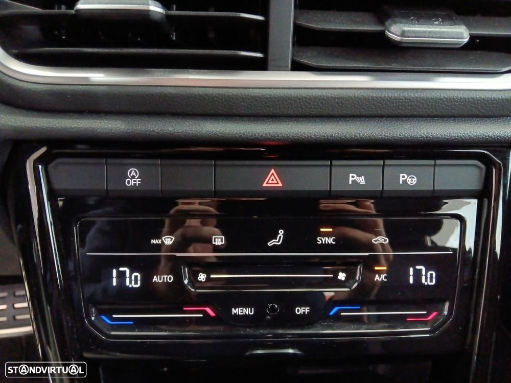 VW T-Roc 2.0 TDI R-Line DSG - 30