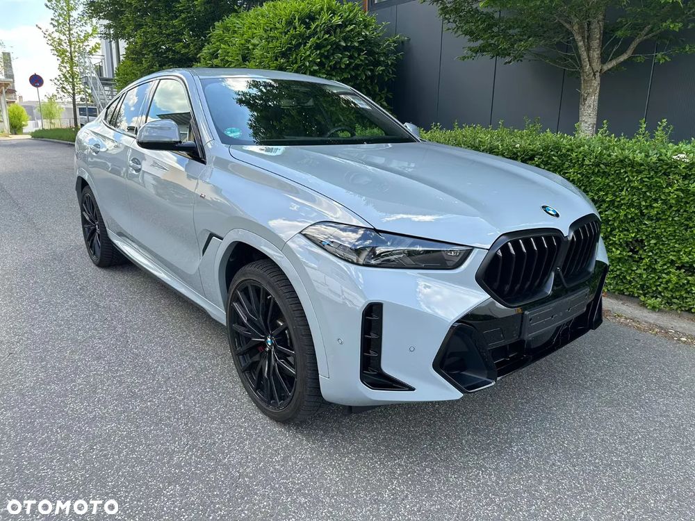 BMW X6 - 10