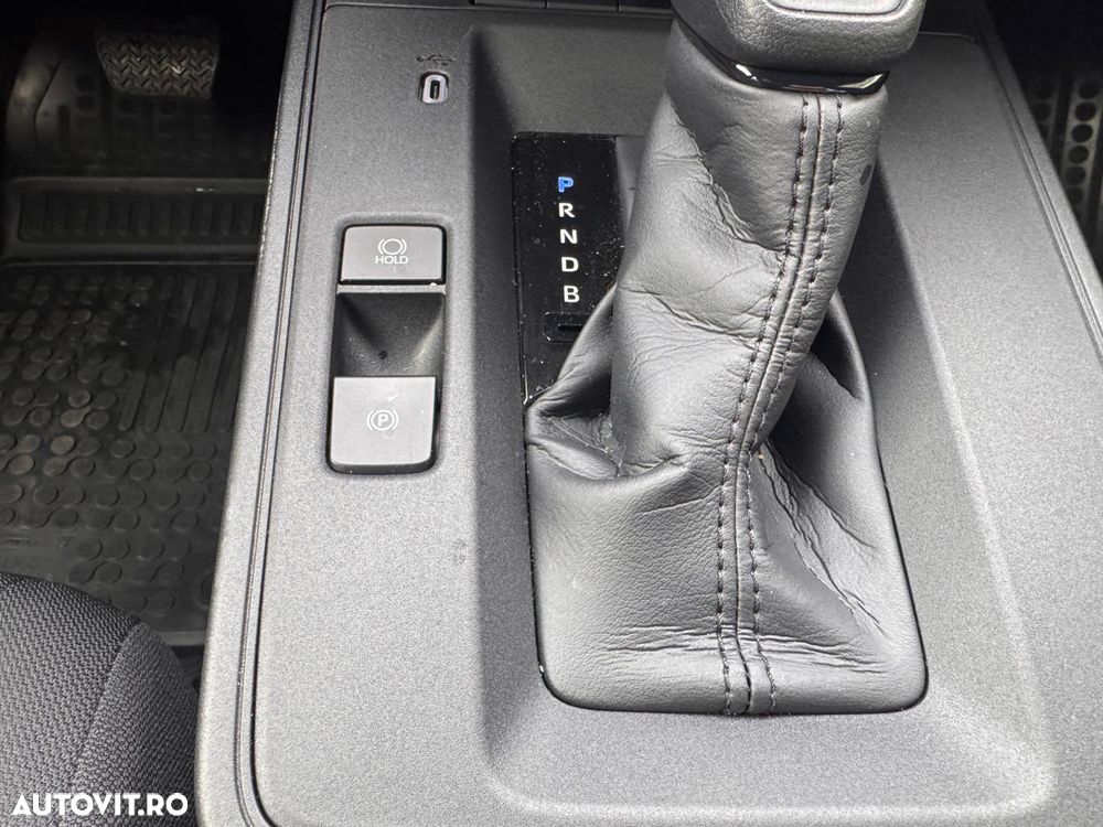 Toyota Corolla Cross - 17