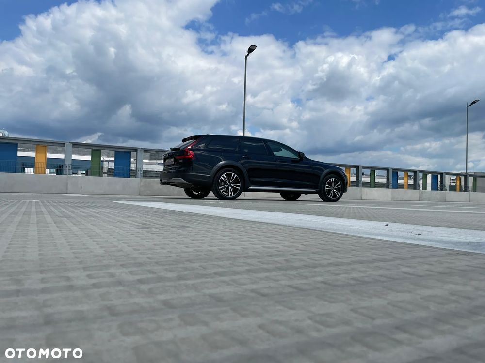 Volvo V90 Cross Country B5 D AWD Pro - 10