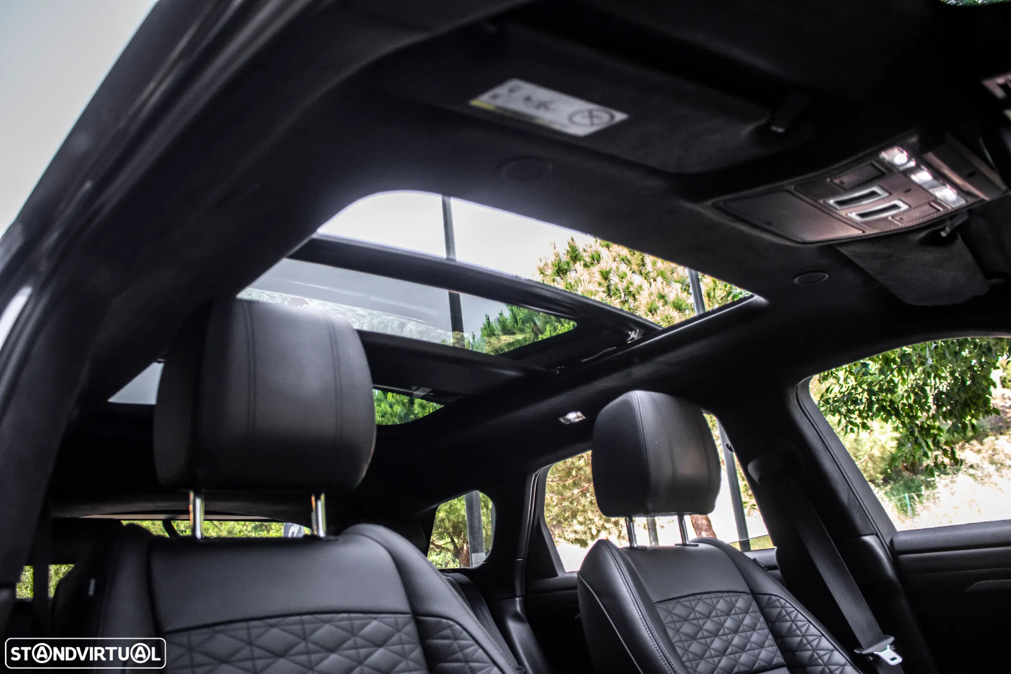 Land Rover Range Rover Evoque 2.0 D180 AWD HSE Auto - 40
