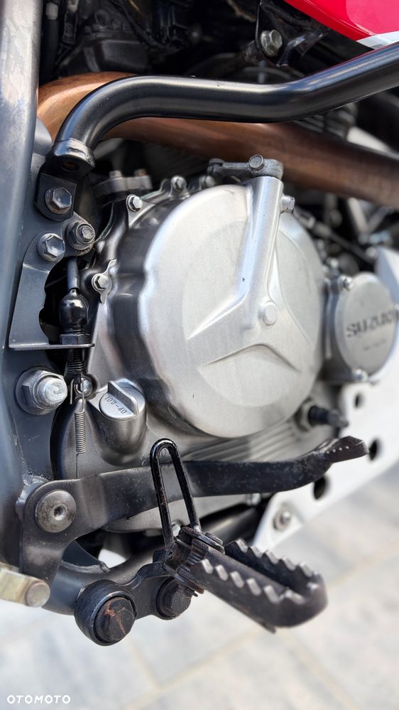 Suzuki DR - 23