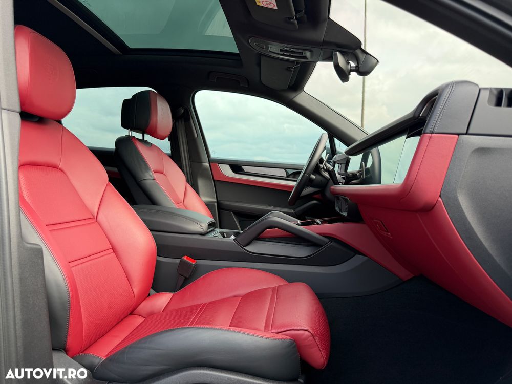 Porsche Cayenne E-Hybrid Tiptronic S Platinum Edition - 28