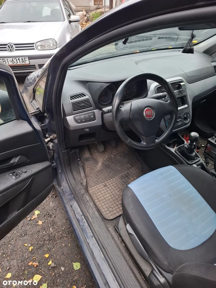 Fiat Punto 1.4 Easy S&S - 5